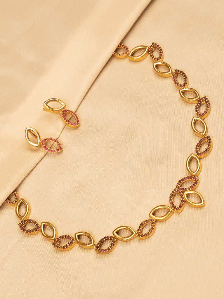 Elegant Simple Red Necklace – Leaf Design, Premium Quality KC567