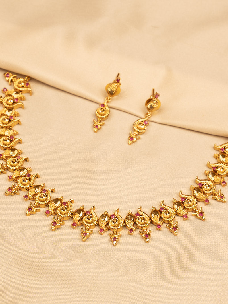 Elegant Small Red Stone Necklace Set – Simple & Timeless KC597