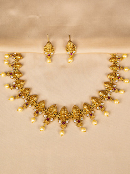 White Beads Temple Jewellery Necklace Set – Traditional & Divine KC586